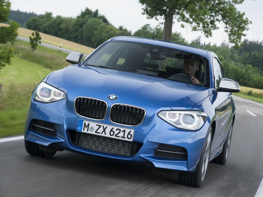  BMW M135i 3-Door 2012 года  (фото 1 из 183)